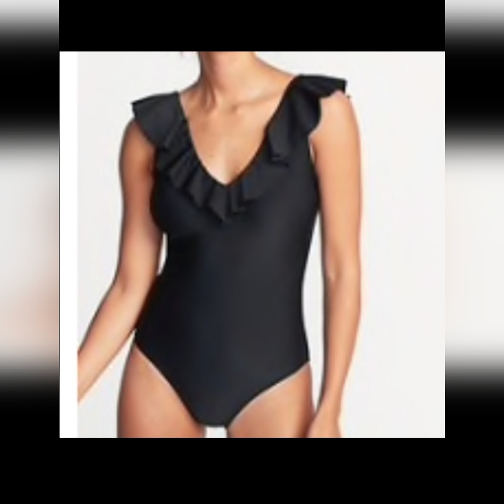 Old Navy swimsuit sz small